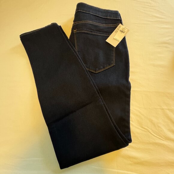 NWT Old Navy Mid Rise Pop Icon Skinny Jeans • Size 12  - 0119 - Picture 1 of 7